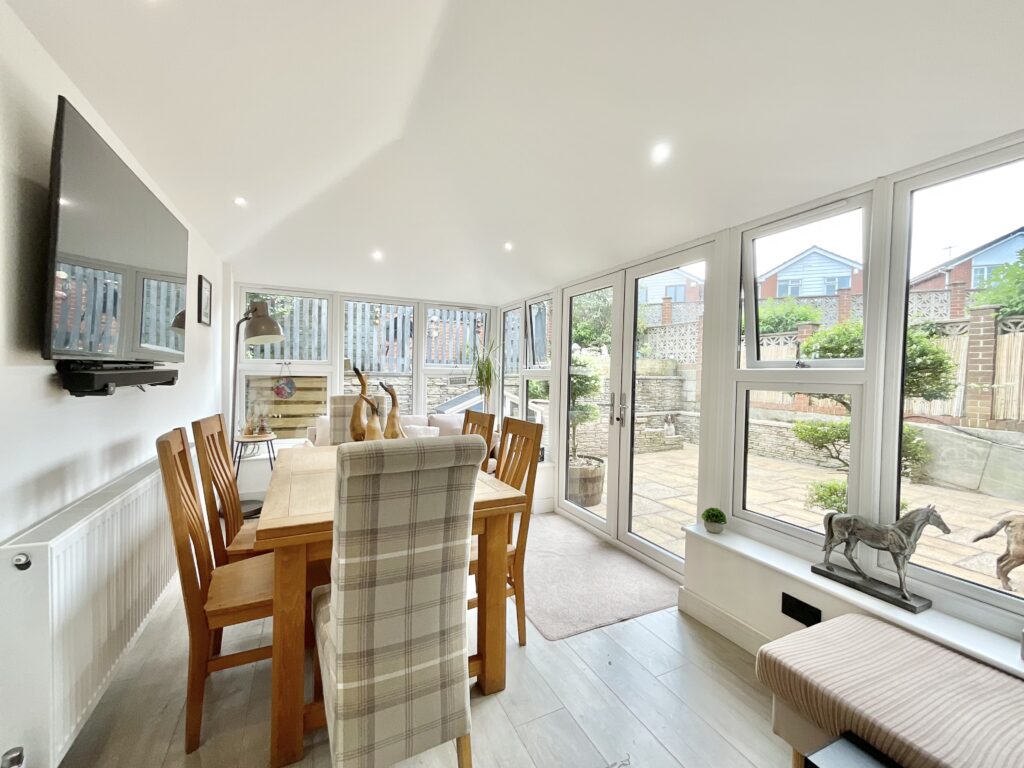 Sandon Road, Cresswell, ST11