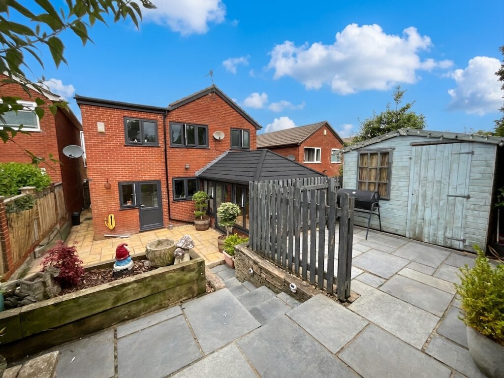 Sandon Road, Cresswell, ST11