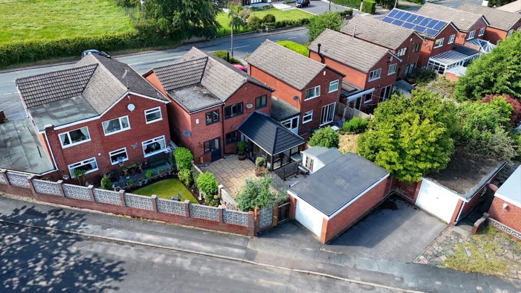 Sandon Road, Cresswell, ST11