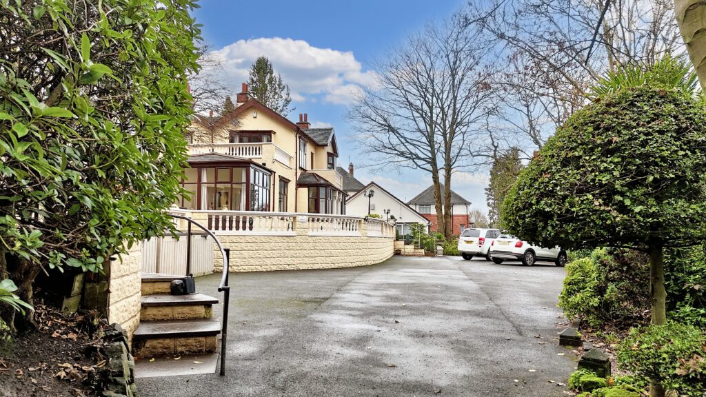 Hartshill Road, Stoke-On-Trent, ST4
