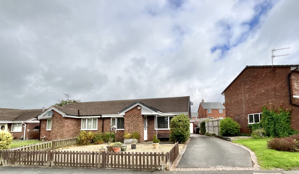 Ness Grove, Cheadle, ST10