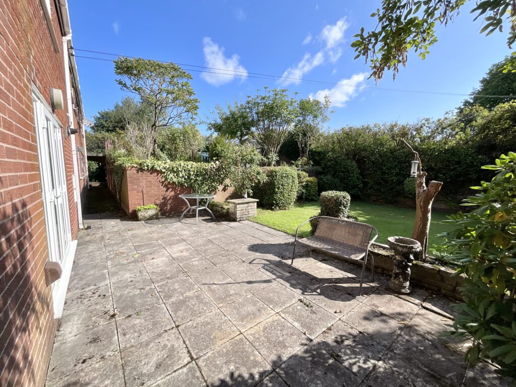 Draycott Road, Totmonslow ST10 4JJ