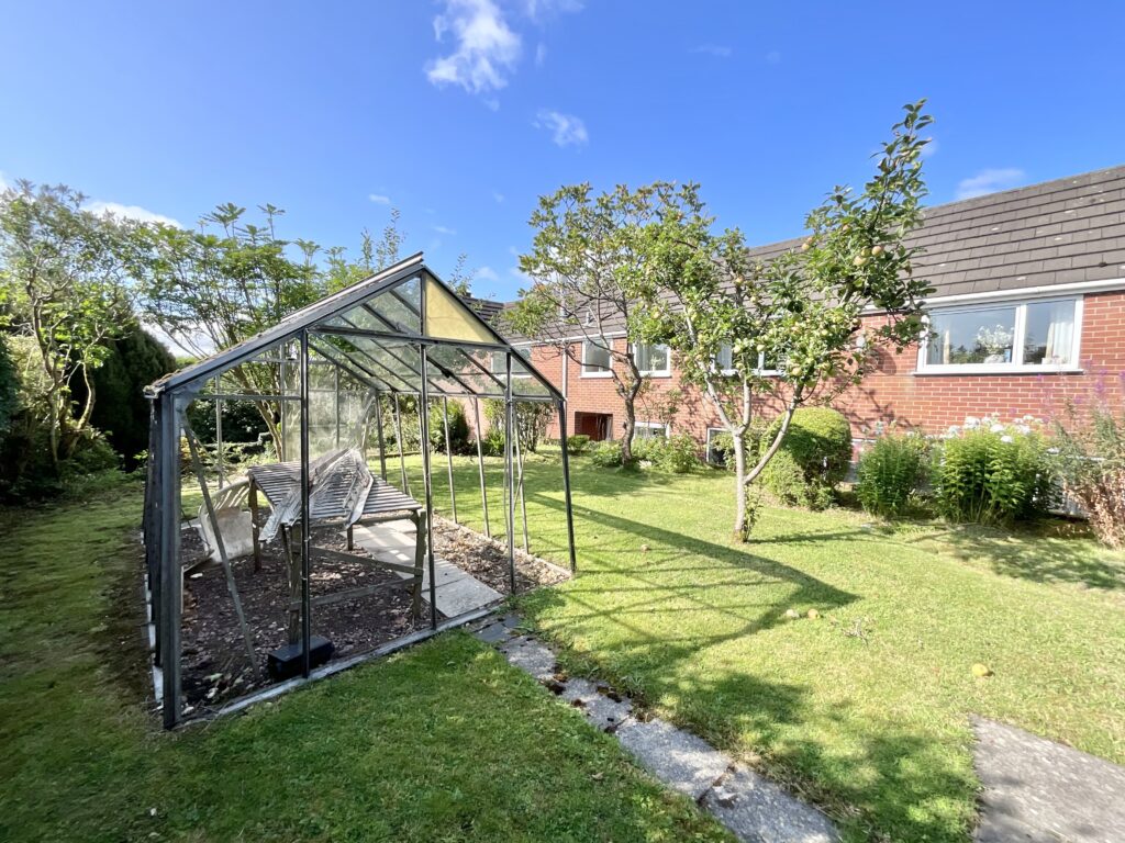 Draycott Road, Totmonslow ST10 4JJ