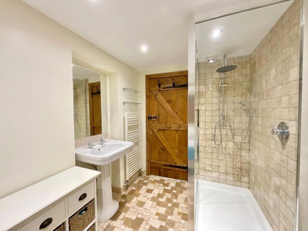 Nicholls Lane, Oulton, ST15