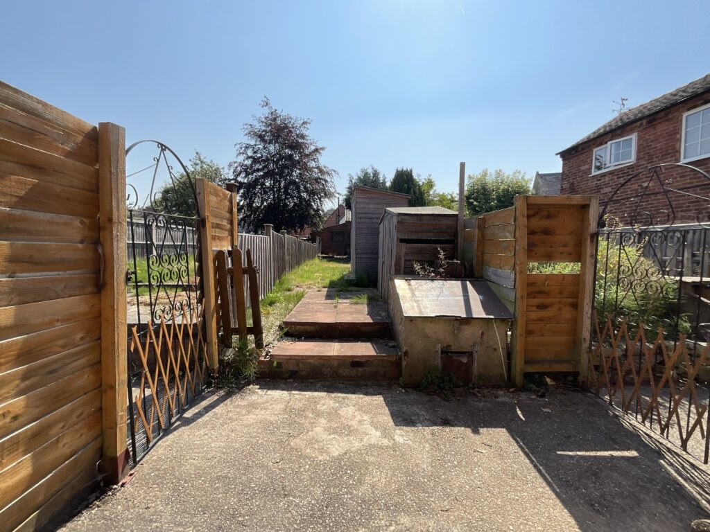 Oulton Road, Stone, ST15