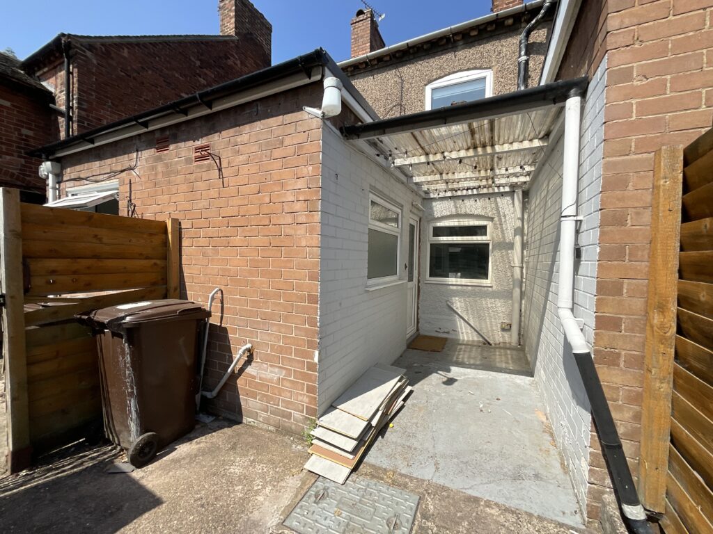 Oulton Road, Stone, ST15