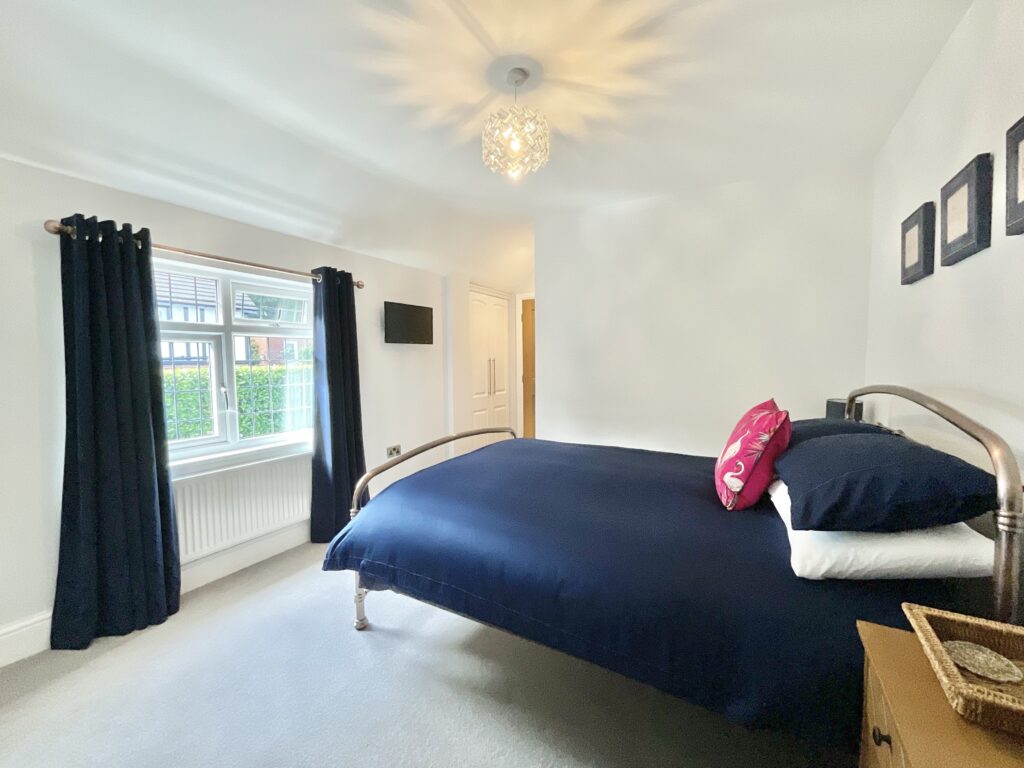 Chase Lane, Tittensor, ST12