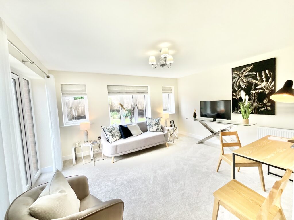 14 Meadowside View, Alton, Stoke-on-Trent, ST10 4FL