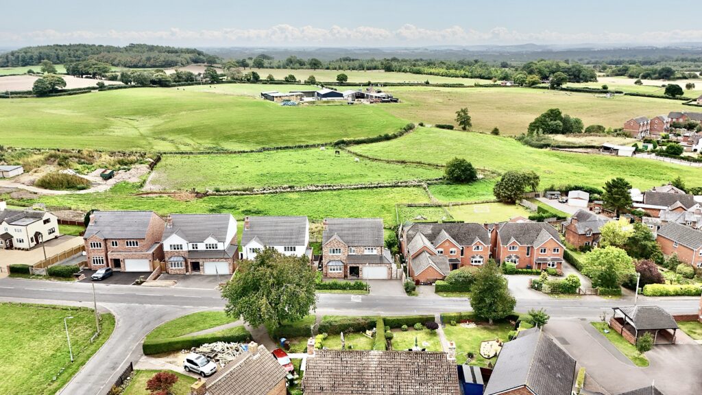 Stafford Road, Woodseaves, ST20