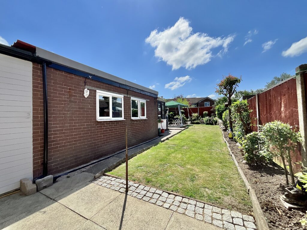 Ashbourne Road, Cheadle, ST10