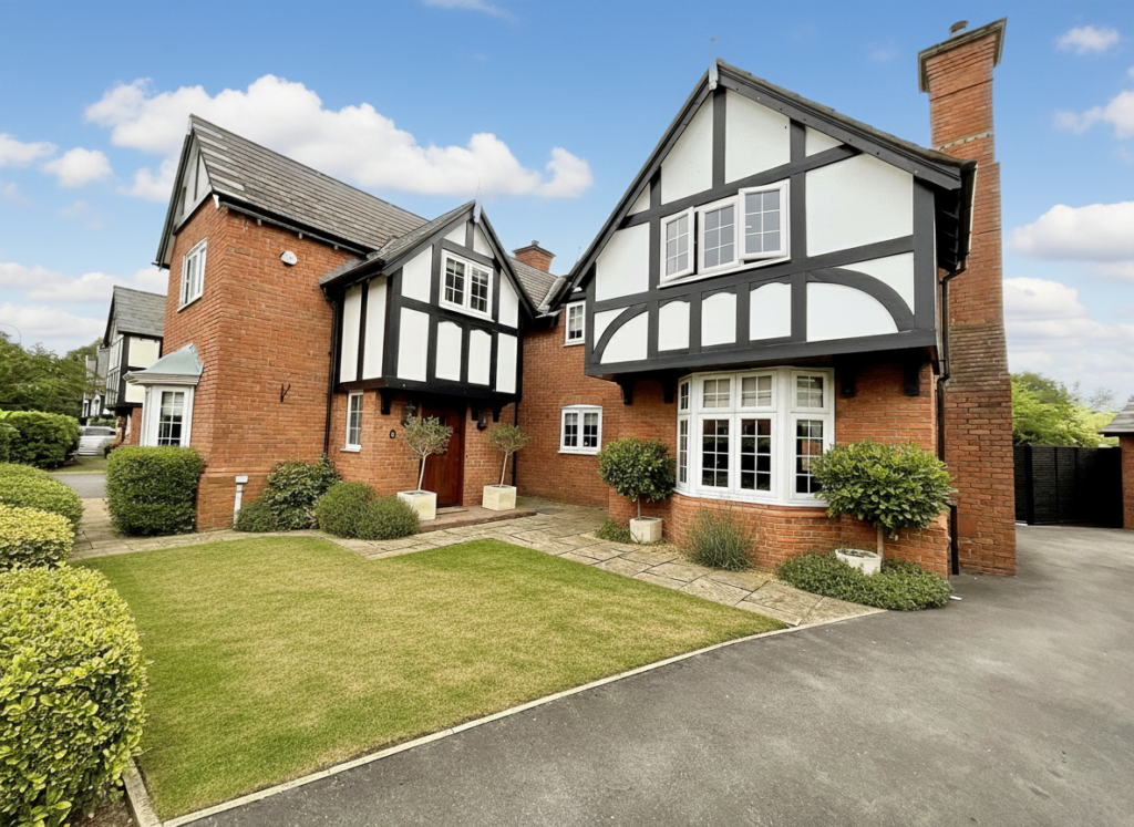 Chiltern Close, Weston, CW2