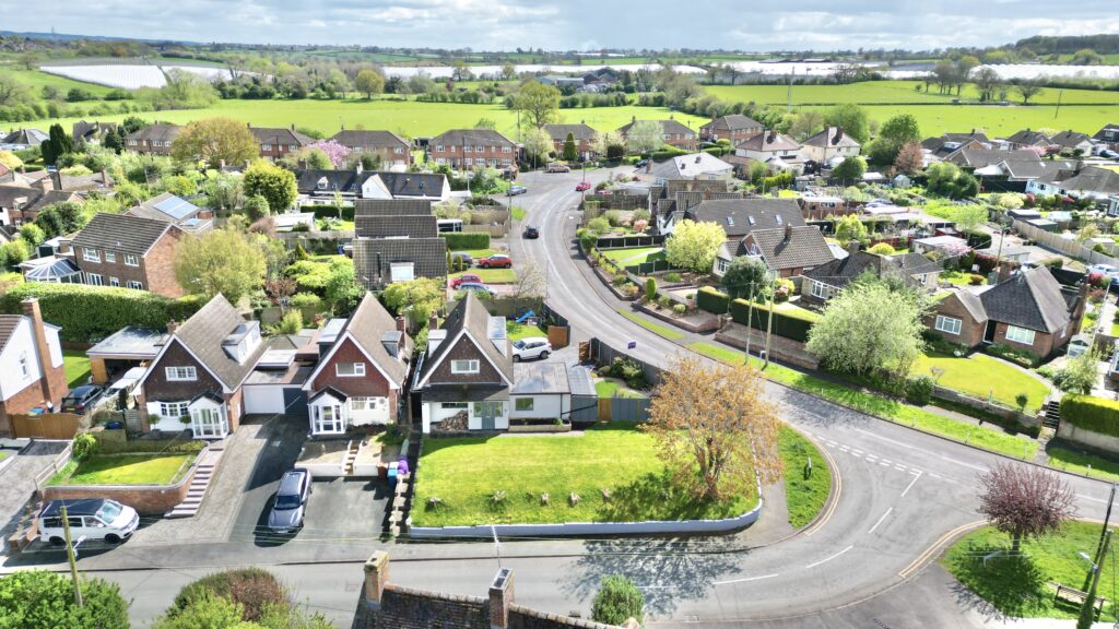 Corner Ways, Derrington, ST18