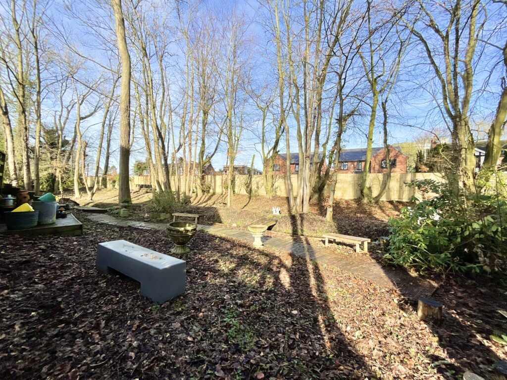 Wrenbury Road, Aston, CW5