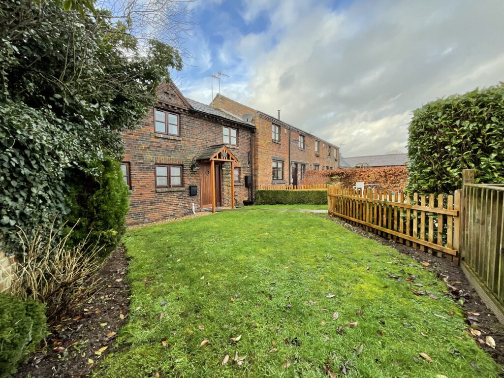 Old Road, Barlaston, ST12