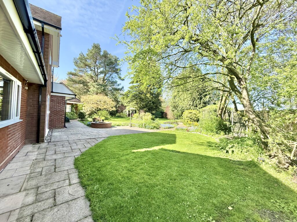 Ranton, Stafford, ST18