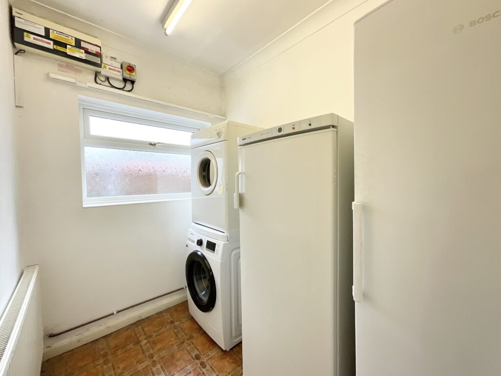 Coton, Milwich, ST18