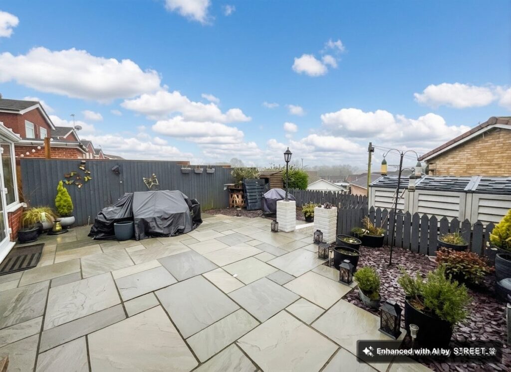Ferndown Drive, Newcastle, ST5