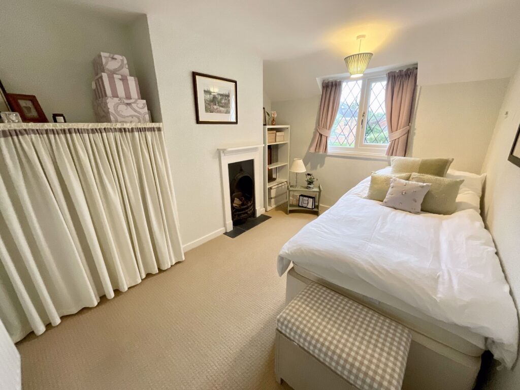 Barlaston Old Road, Stoke-On-Trent, ST4