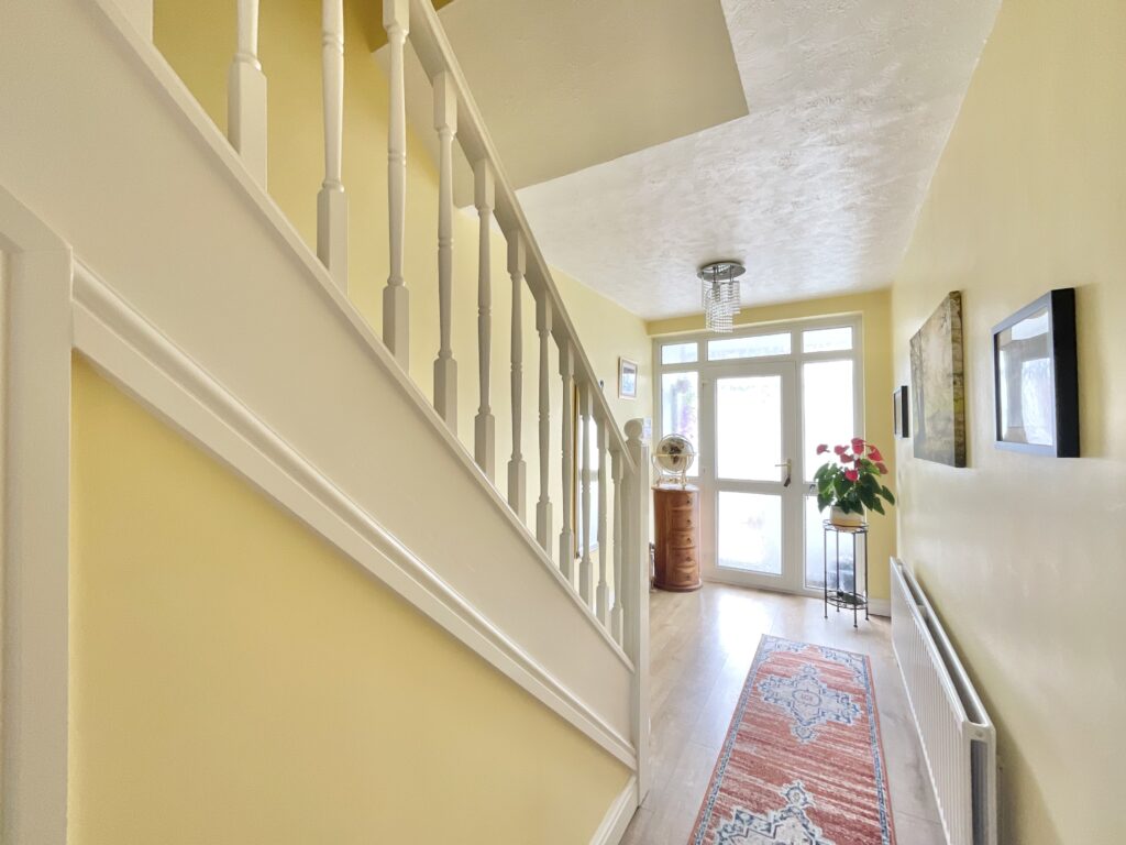 Holyrood Drive, Wistaston, CW2