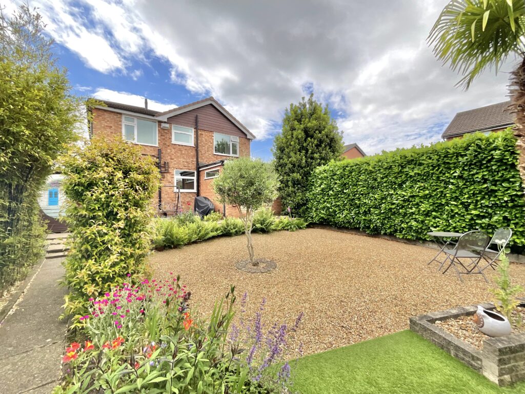 Holyrood Drive, Wistaston, CW2