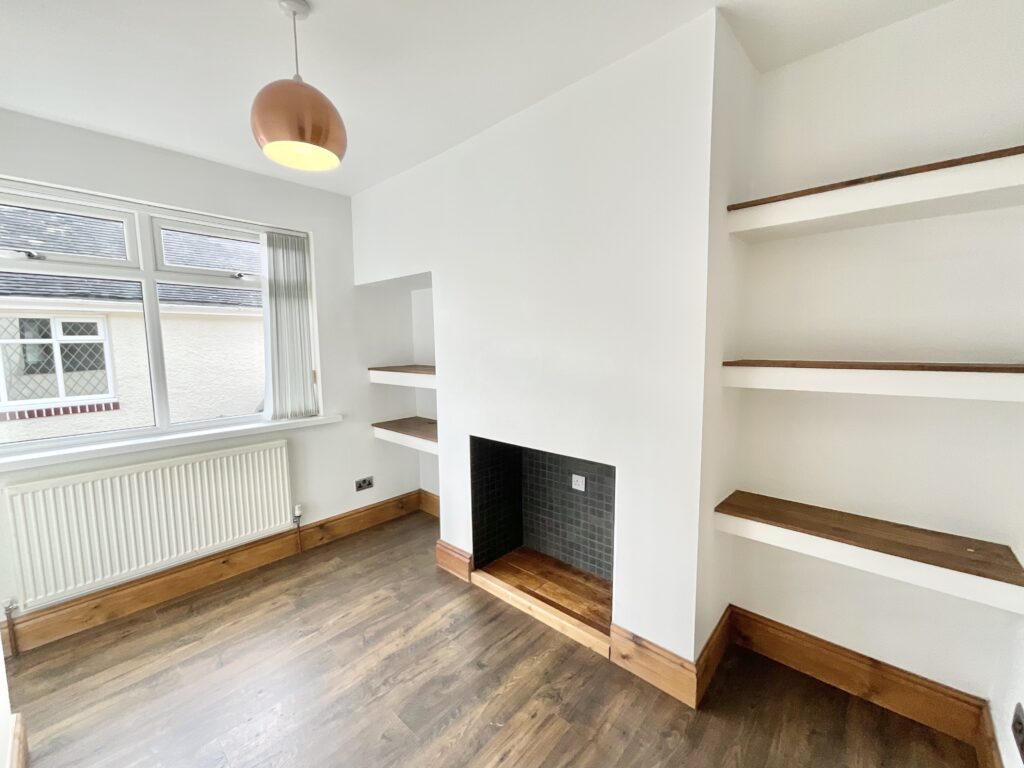 Birkholme Drive, Meir Heath