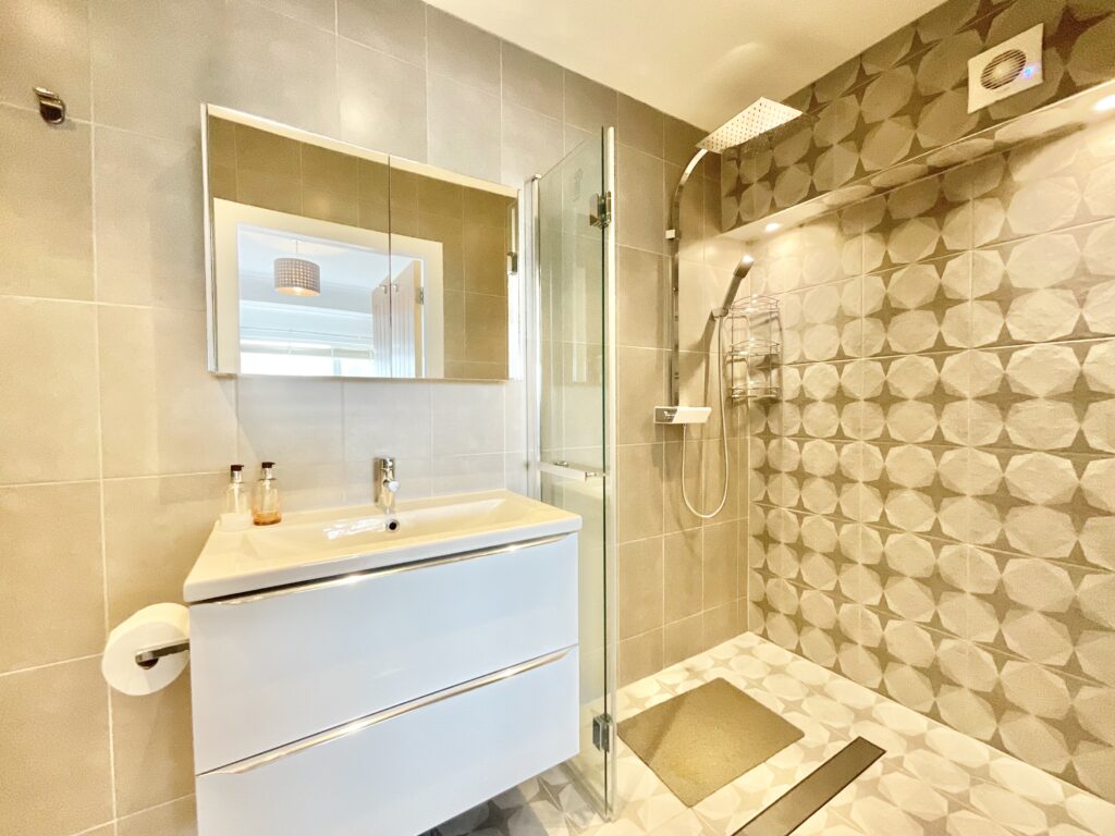 Hilderstone Road, Meir Heath, ST3