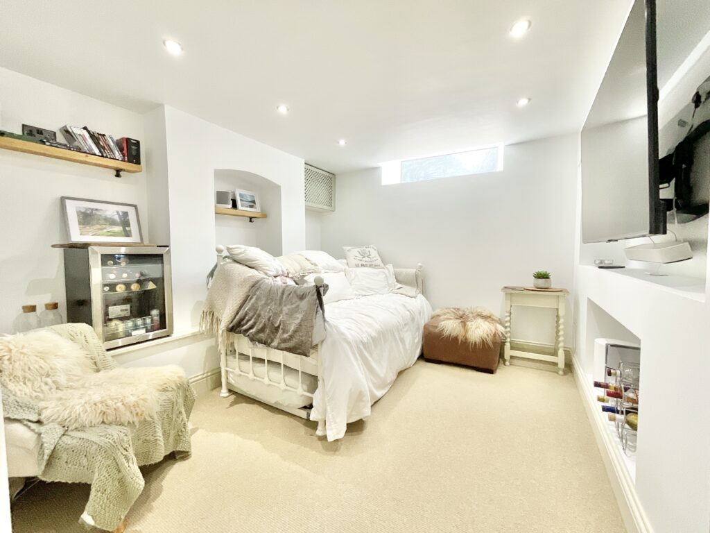 Crewe Road, Madeley Heath, CW3