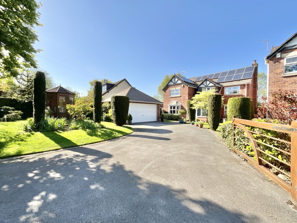 Hampton Drive, Market Drayton, TF9
