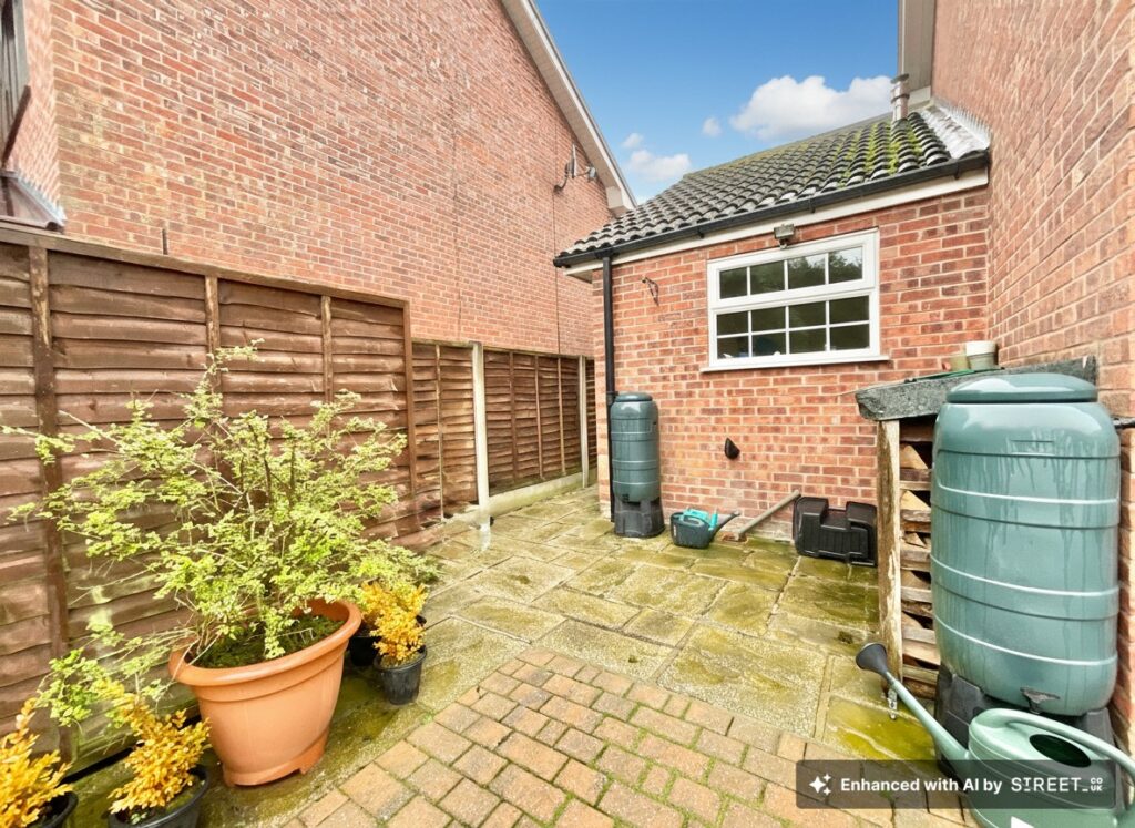 Brook Side, Ranton, ST18