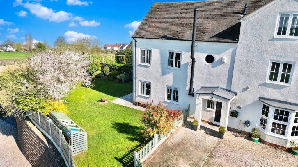 Coppenhall Hall, Coppenhall, ST18