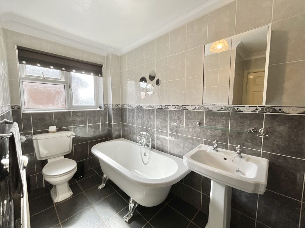 Deansberry Close, Stoke-On-Trent, ST4