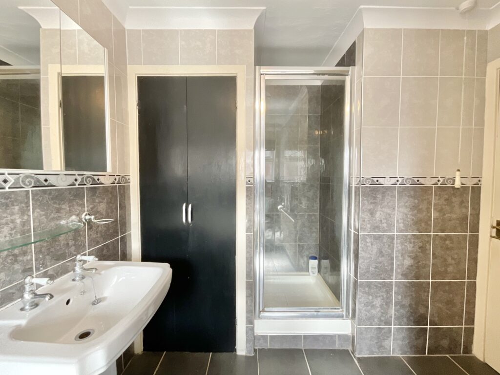 Deansberry Close, Stoke-On-Trent, ST4