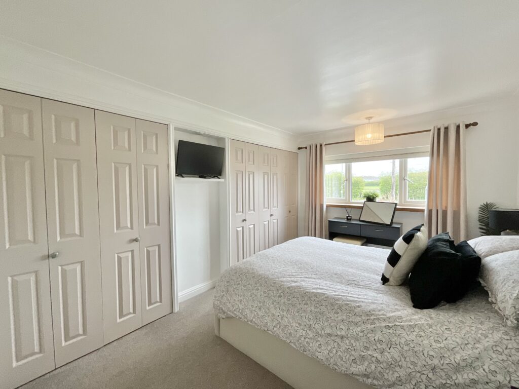 Barlaston Old Road, Barlaston, ST12