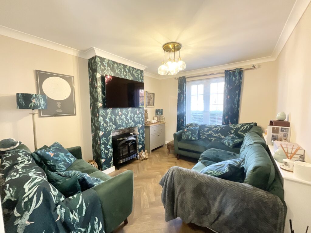 Beacon Grove, Stone, ST15