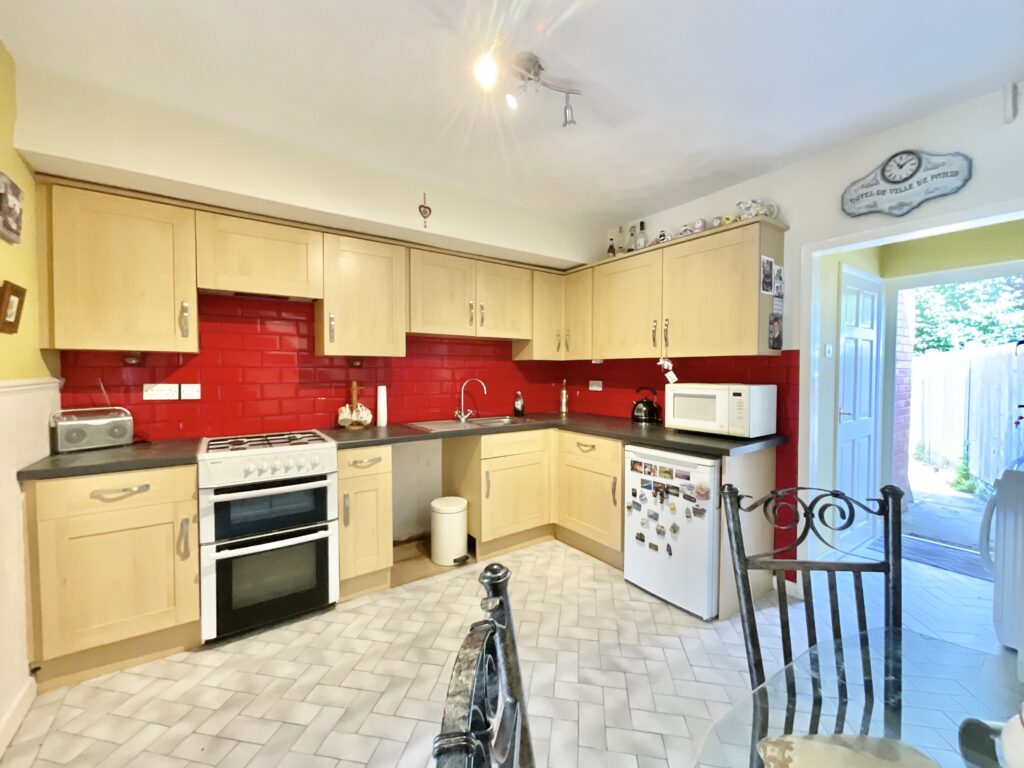 Longton Road, Stone, ST15