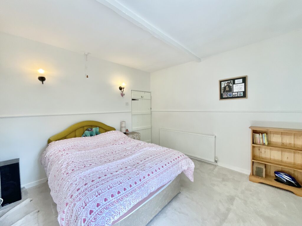 Longton Road, Stone, ST15