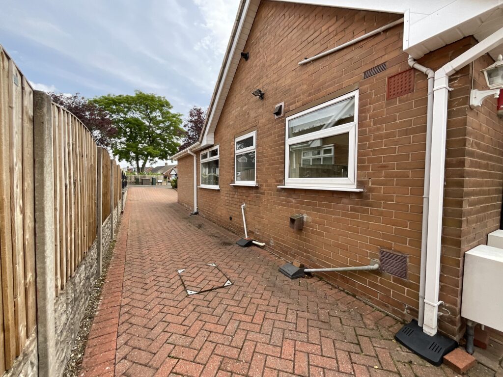 Bainbridge Road, Trentham, Stoke-On-Trent, ST4
