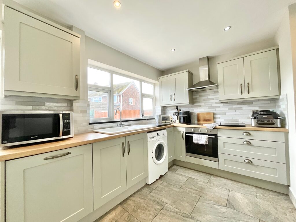 Cranberry Avenue, Checkley, ST10