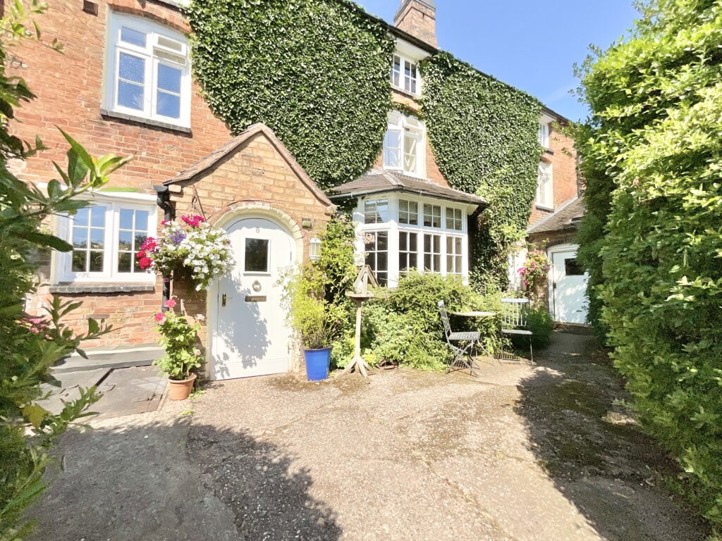 Walton Bank, Eccleshall, ST21