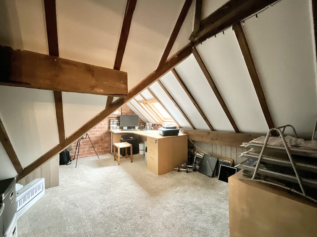 Meadow Drive, Cheadle, ST10