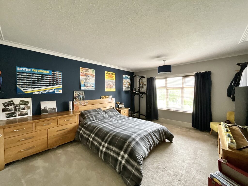 Meadow Drive, Cheadle, ST10