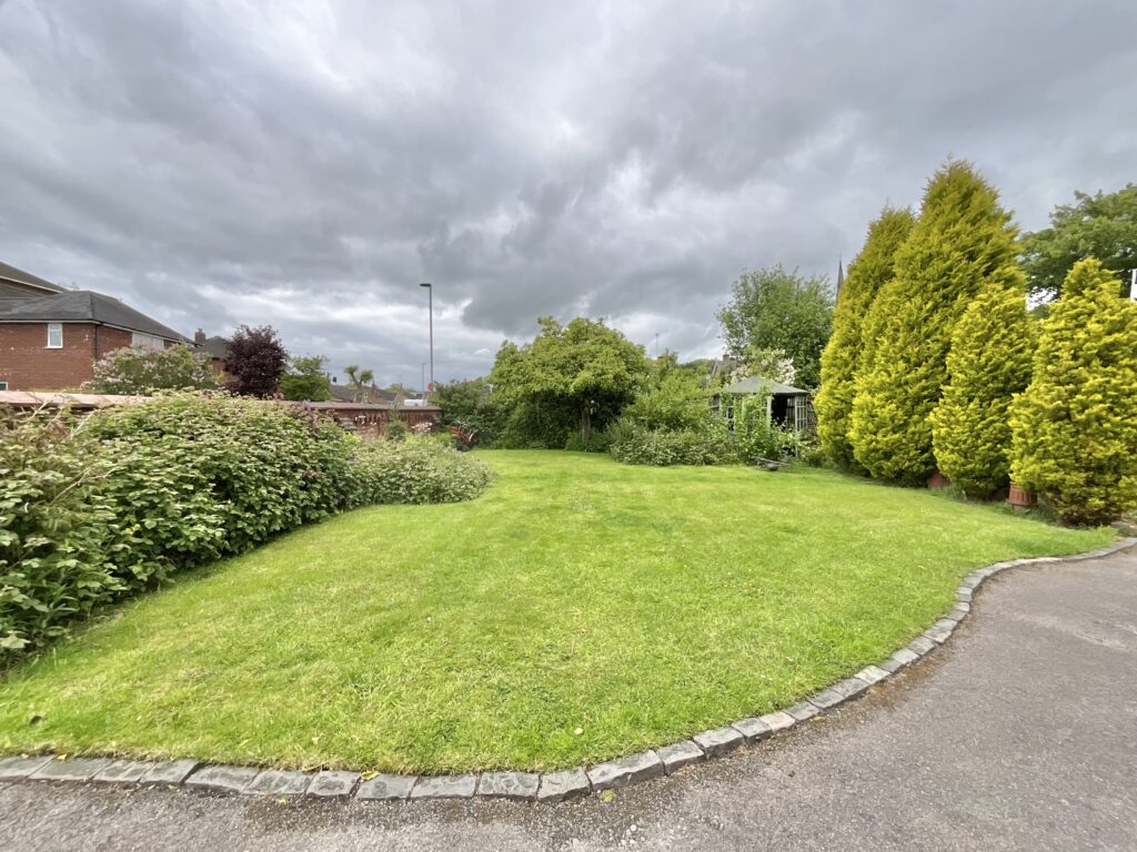 Meadow Drive, Cheadle, ST10