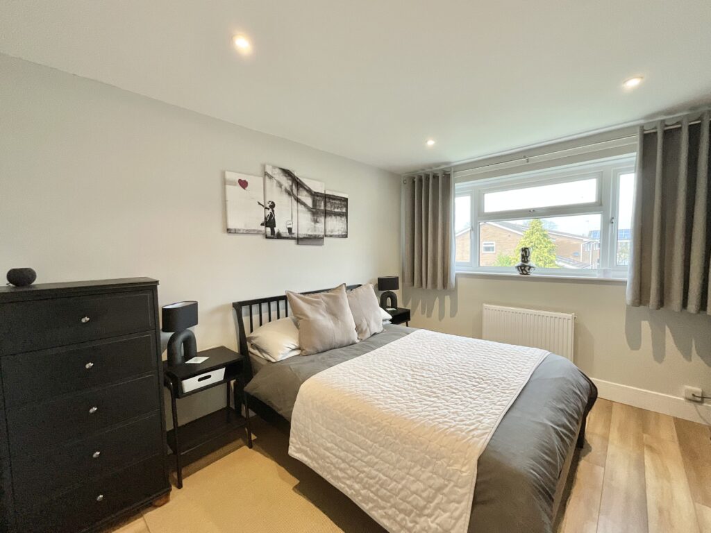 Valley Road, Stone, ST15