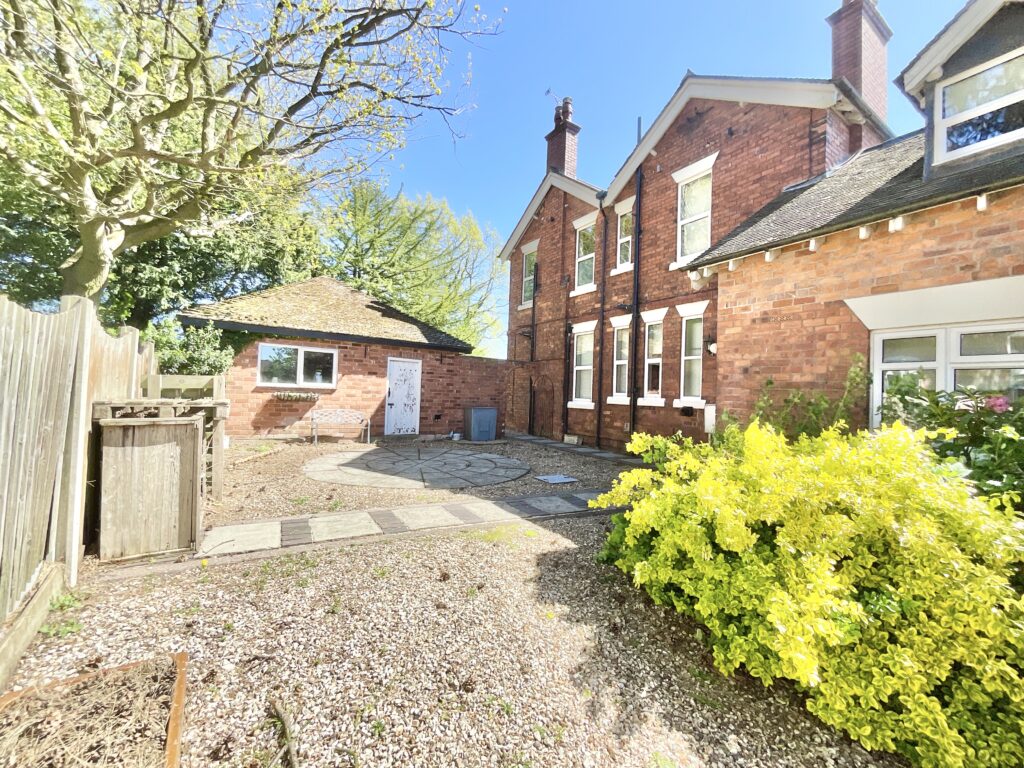 Moss Lane, Yarnfield, ST15