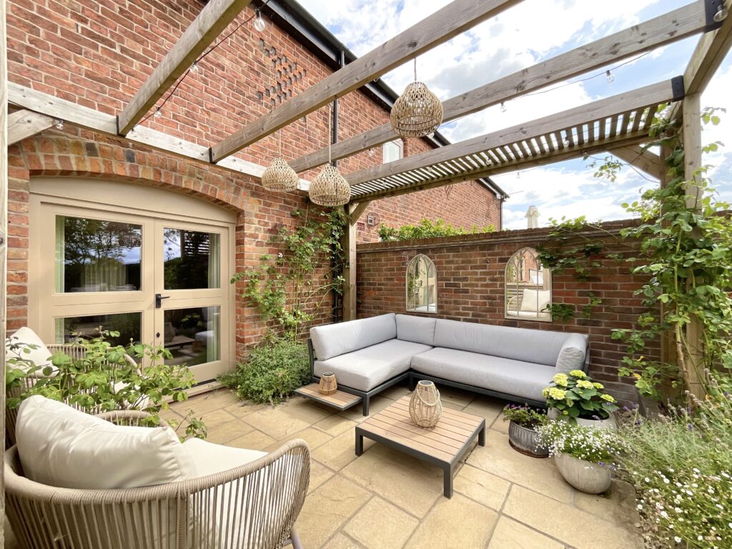 Balterley Court, Balterley, CW2