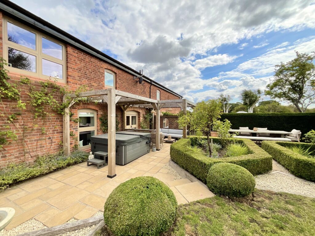 Balterley Court, Balterley, CW2
