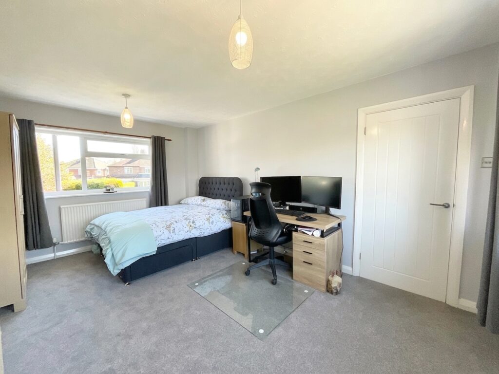 Kennedy Road, Trentham, ST4