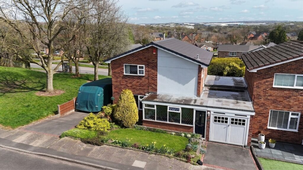 Deansberry Close, Stoke-On-Trent, ST4