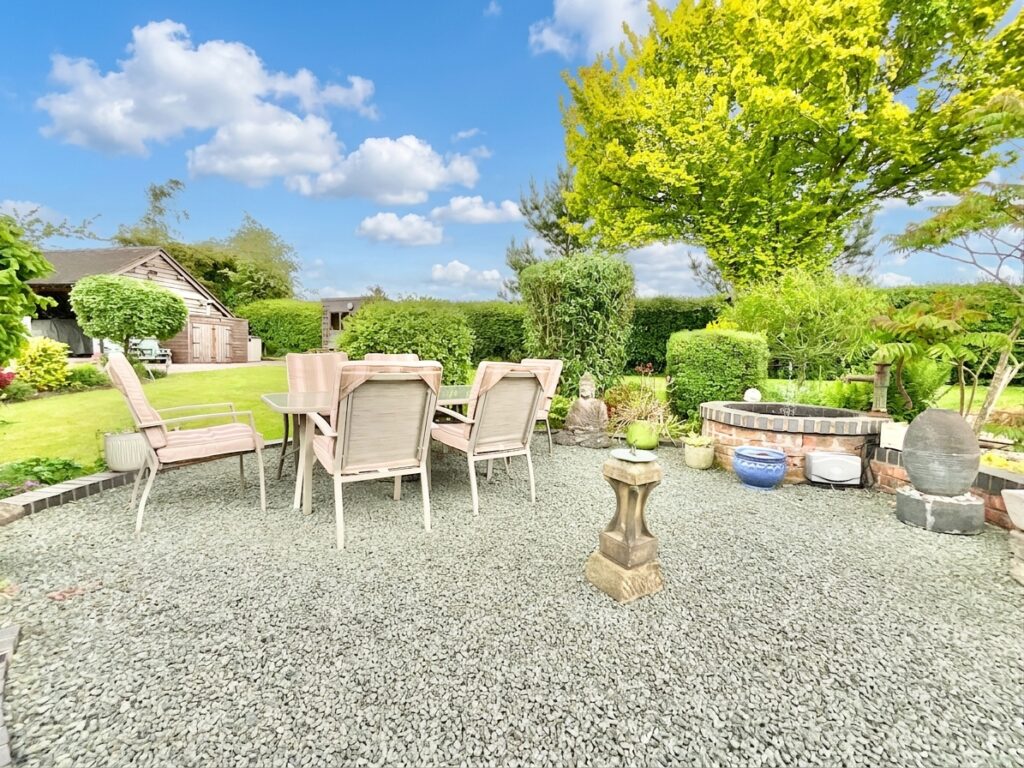 Yew Tree Lane, Wistanswick, TF9