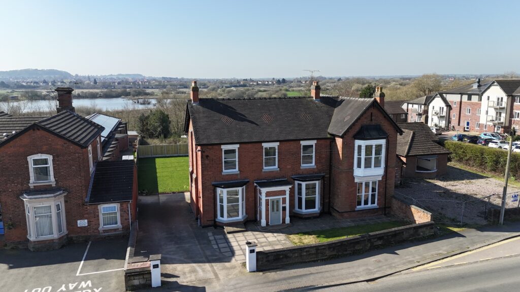 Eccleshall Road, Stafford, ST16